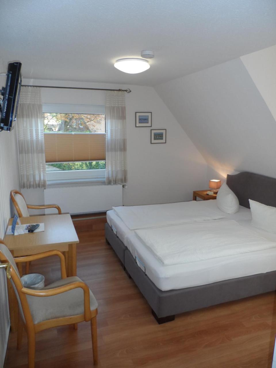 Hotel Waldquelle Aurich Exteriör bild